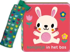 Buggyboekje konijntje in het bos