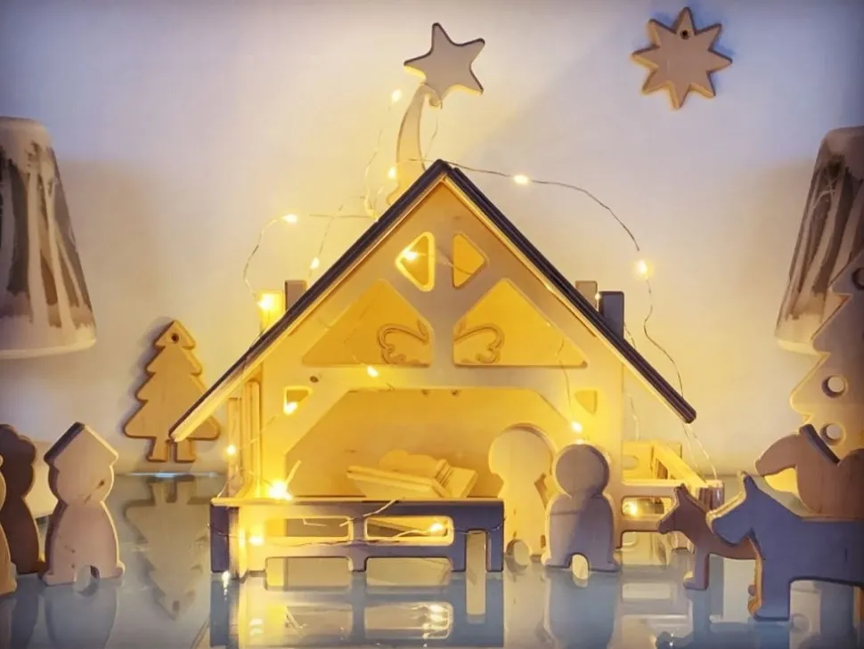 lovelties Kerststal met 12 Figuurtjes Hout