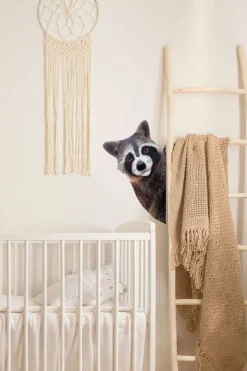 Sticky Tales Muursticker Wasbeer om de Hoek