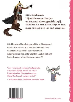 Stinkhond in de sneeuw